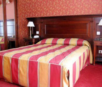 Elysees Niel 3* Parigi