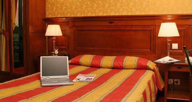 Elysees Niel Hotel Parigi